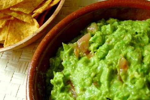 Jalapeño Wine Guacamole with Tomatoes